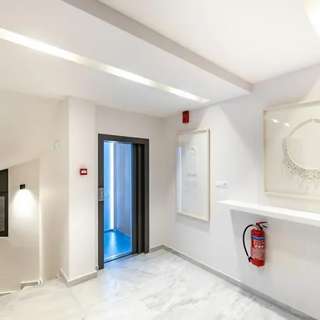 Upscale Luxury Living In Acropolis By Neuvel Athens
